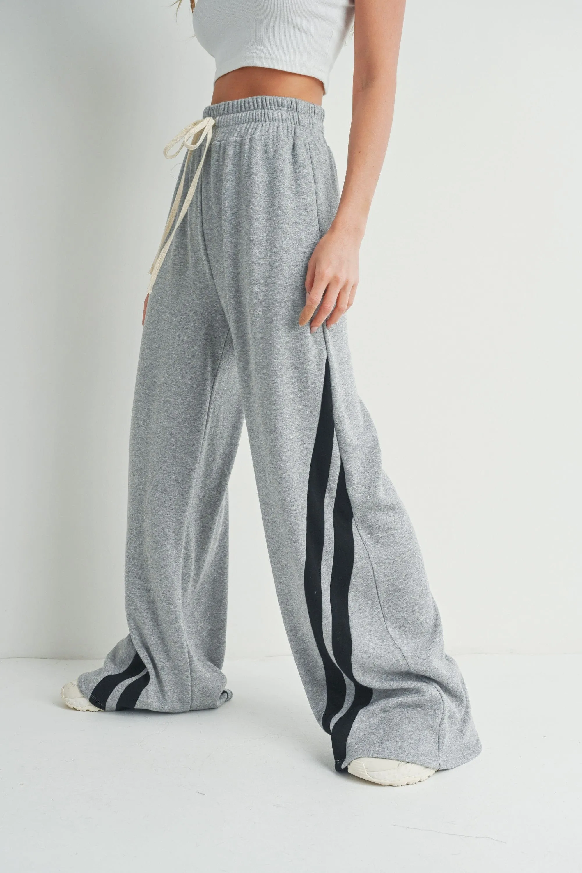 Vibe Out Sweatpants (PRE-ORDER)